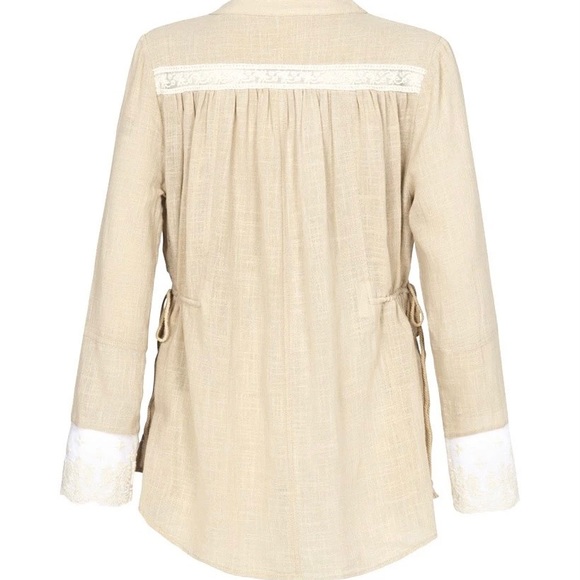 ๐ฐSOLD๐ฐ ๐Spell & the Gypsy Paloma blouse๐ - Picture 3 of 10